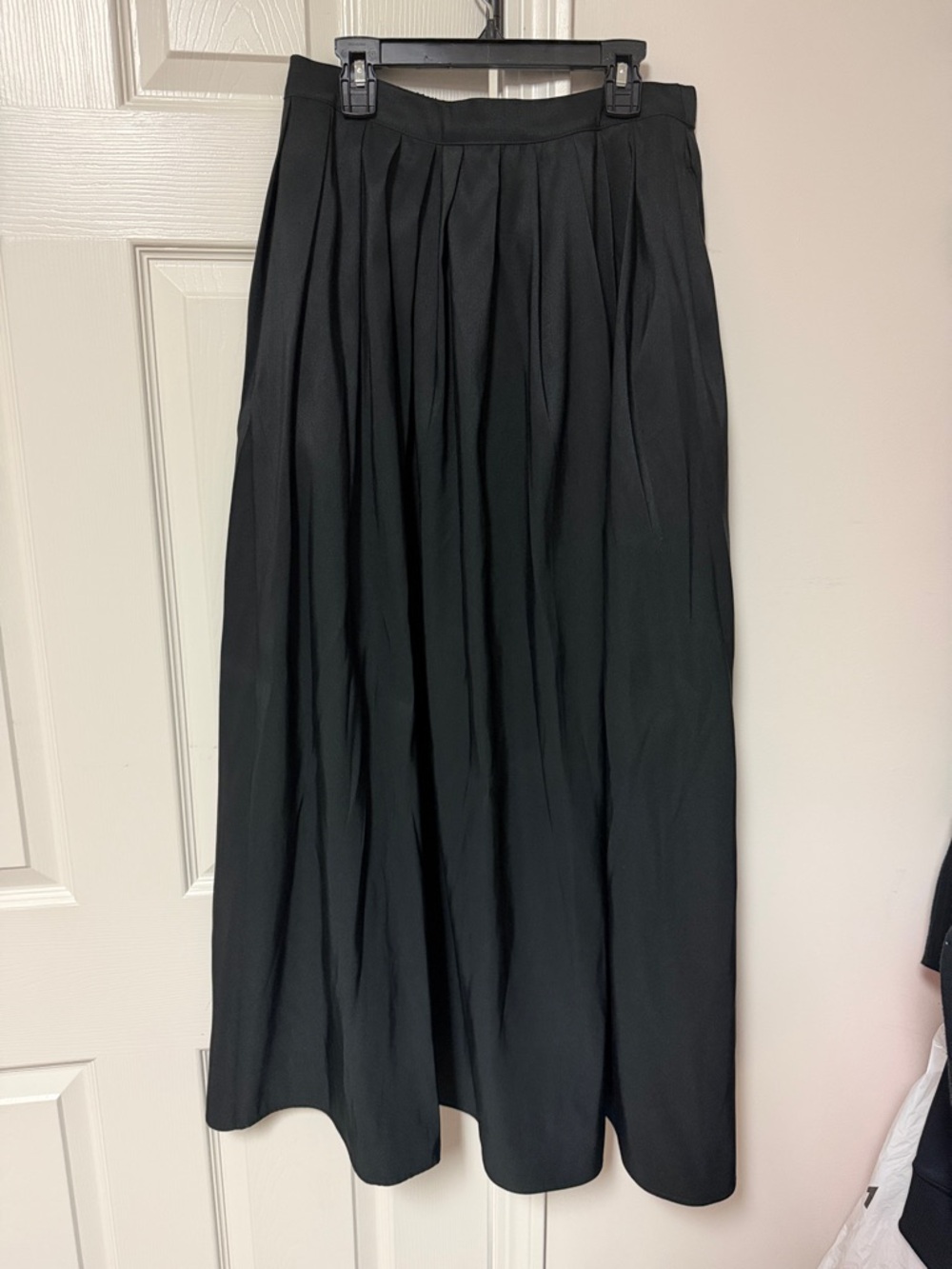 Black Pleated Maxi Skirt - Womens